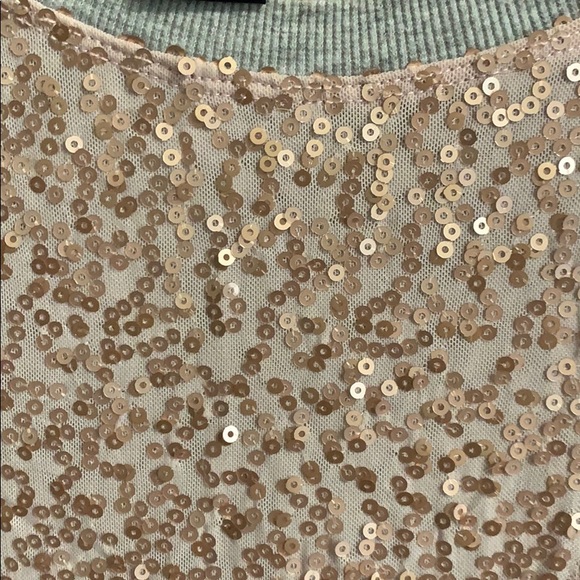 Cute sequenced Sweater - Picture 5 of 5